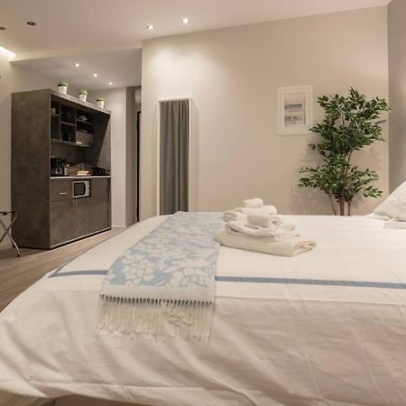 אתונה A11 Pristine & Comfy Studio Near Plaka & Parthenon מראה חיצוני תמונה