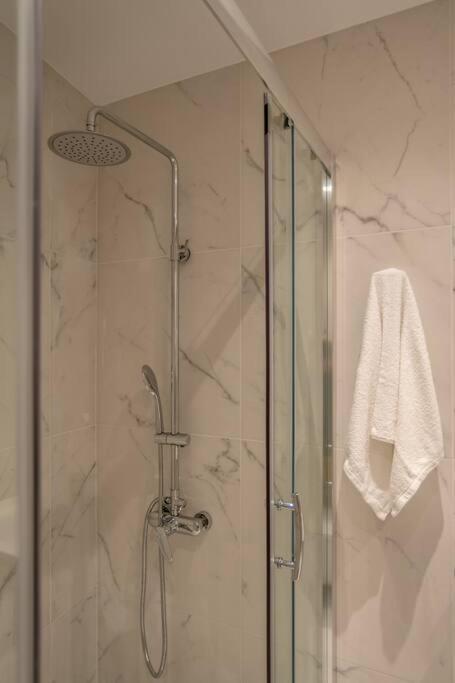 אתונה A11 Pristine & Comfy Studio Near Plaka & Parthenon מראה חיצוני תמונה